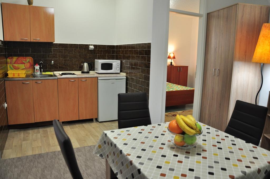 Apartment Comfort *